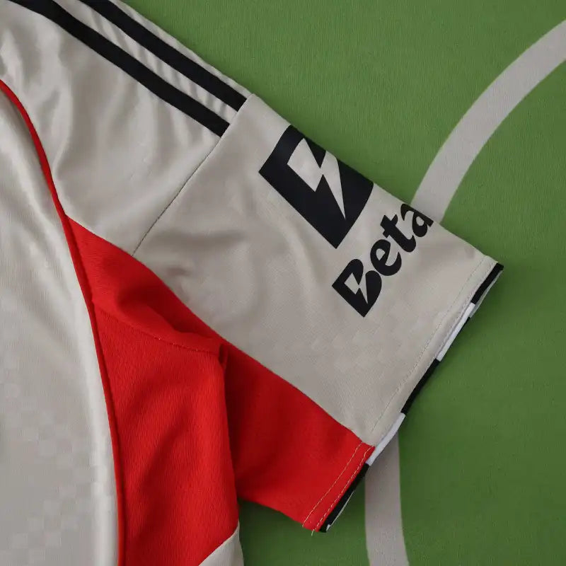 SL Benfica 25/26 | Kit Alternativo